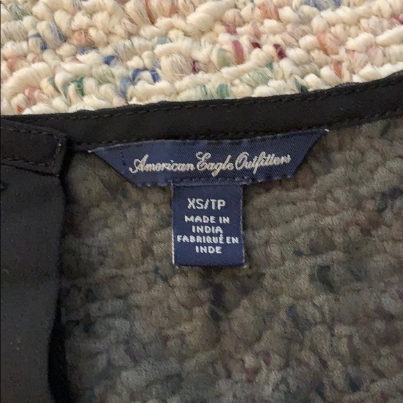 ae short sleeve blouse - Picture 4 of 4